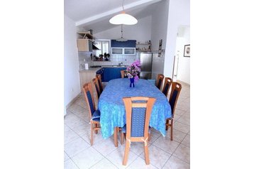 Croatia Privát Vinkuran, Exterior